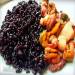 أرز أسود بالمأكولات البحرية (متعدد الطباخات ماركة 701)