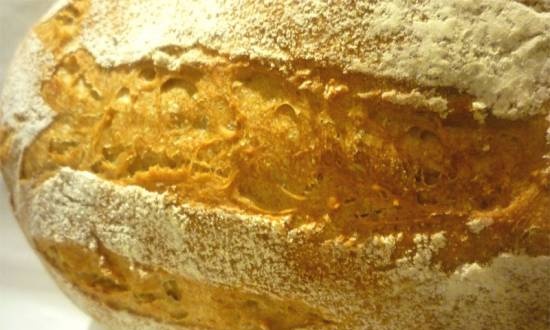 לחם חיטה פשוט עם מחמצת שיפון