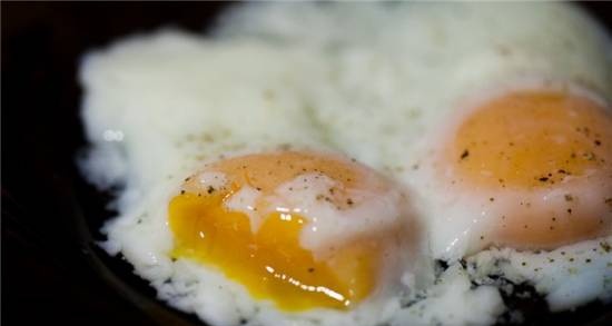 Sous vide eggs in the Steba pressure cooker