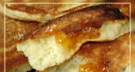 Sweet sticks-pancakes from kefir dough with marmalade (sausage machine Smile 3633)