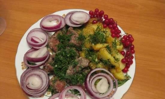 Meat with potatoes and pickled onions (multicooker Redmond RMC-M70)