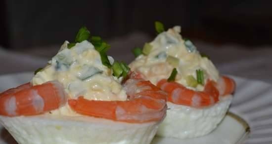 Salad in egg baskets