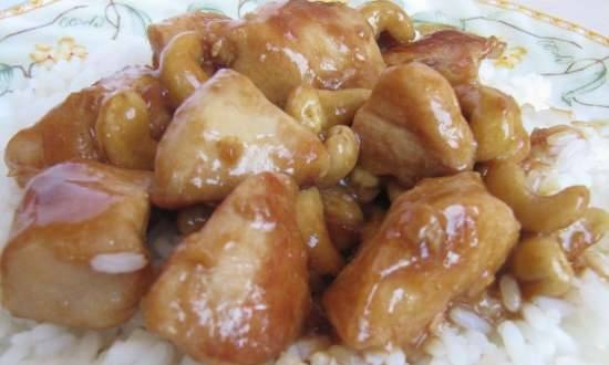 Chicken fillet with cashews in Brand 701 multicooker