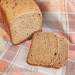 Darnitsky droog zuurdesembrood in een Moulinex broodbakmachine