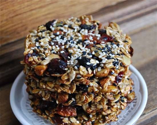 Living bread without flour with seeds and nuts