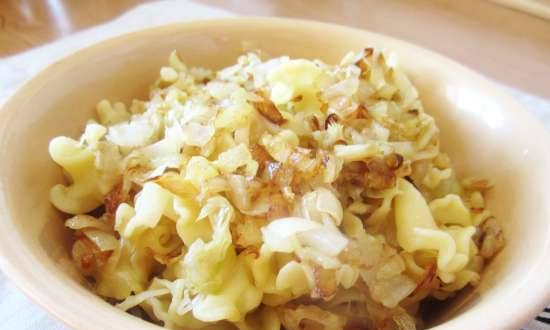 Pasta with cabbage