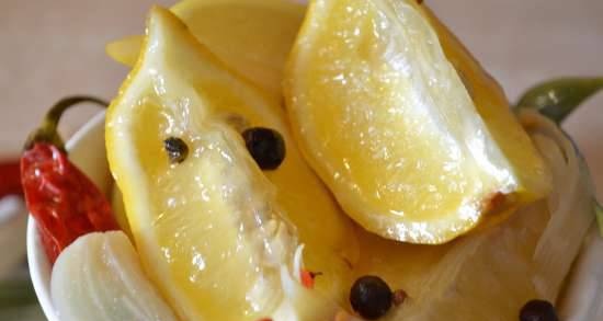 Sweet and sour marinated lemons