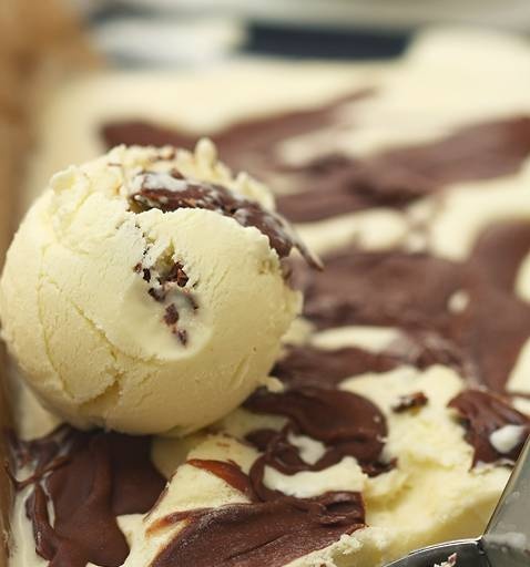 גלידת נענע עם שוקולד