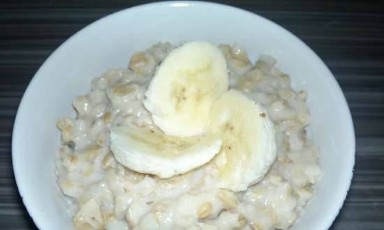 Whole grain oatmeal porridge from evening to morning (Philips multicooker 3134/00)