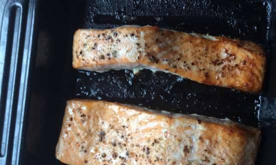 Salmon fillet baked in wine