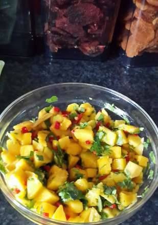 Salad mango sauce for meat