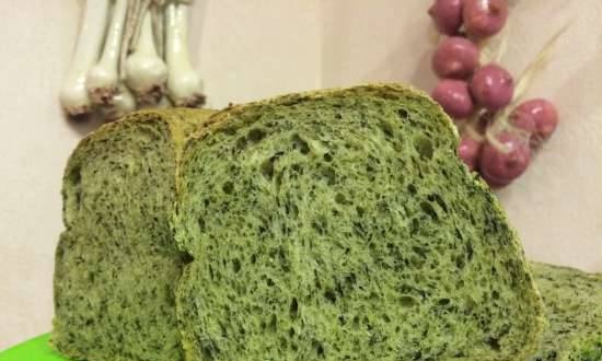 Green bread with spinach for German Easter (Gruenes Brot mit Spinat)