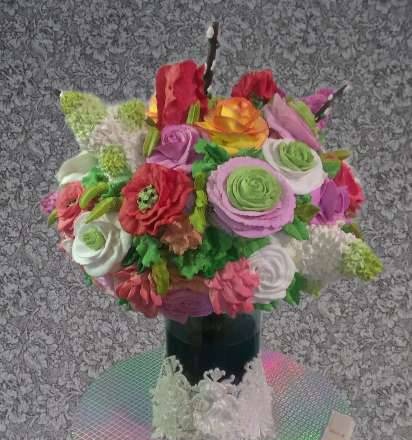 Cake "Bouquet in a vase" (master class)