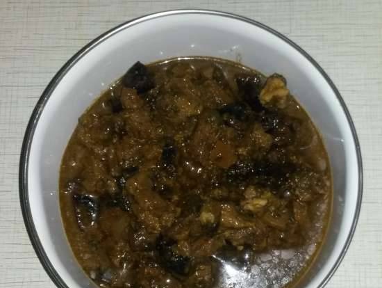 Stew with apple and prunes