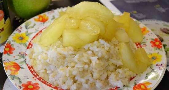 Porridge "Rice with bulgur" and caramelized fruits