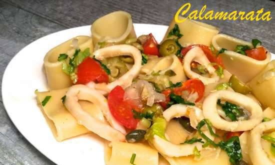 Neapolitan pasta "Calamarata"