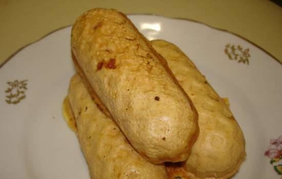 Omelettes stuffed with meat and cheese in a sausage machine Smile 3633