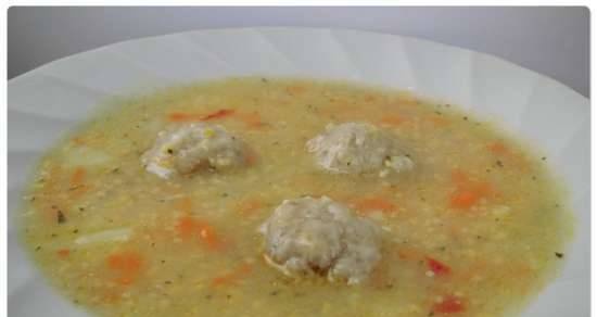 Soup with corn grits and meatballs