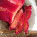 Taller de pescado rojo en jugo de remolacha del mundo