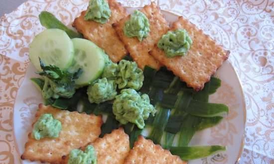 Avocado dip with green peas and herbs