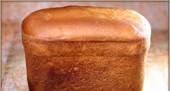 לחם שומשום עשוי מקמח פרימיום ומחמצת