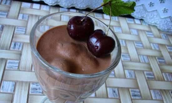 Chocolate banana mousse with cherries