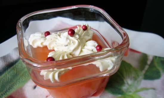 Grapefruit jelly with spicy curd cream