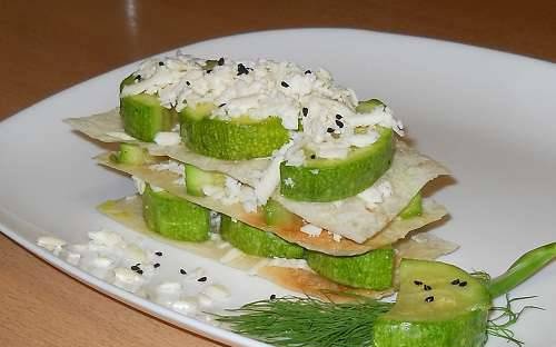Warm milfey with caramelized zucchini and white cheese