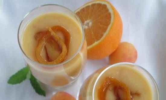 Mousse de crema de albaricoque con jugo de naranja