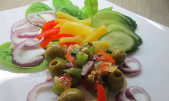 Eastern freshness salad of pineapple with vegetables in ginger sauce