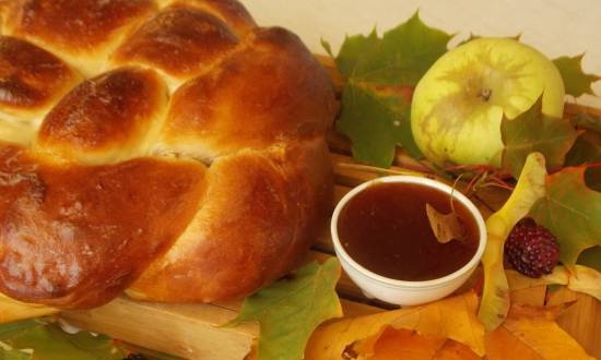 Challah with apple filling on Rosh Hashanah