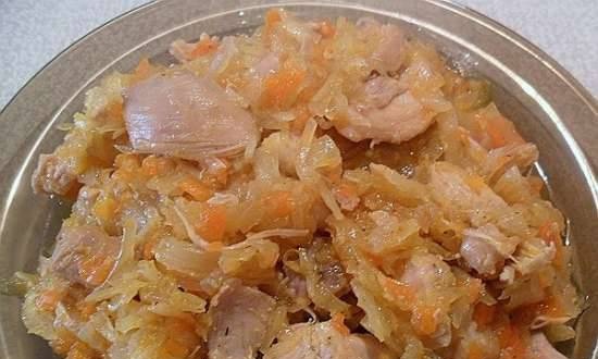 Braised cabbage with chicken (multicooker Panasonic SR-TMH18)