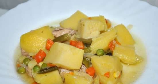 Stewed potatoes with vegetables (winter version). Polaris 0305