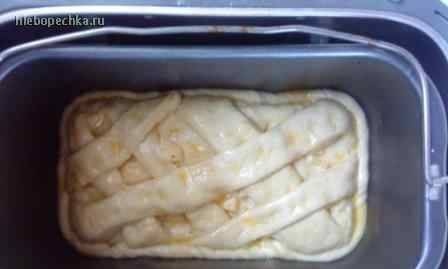 Kulebyaka in een broodbakmachine