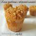 Pumpkin muffins with curd filling