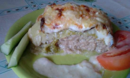 Meatloaf "Golubets" with bacon and creamy sauce