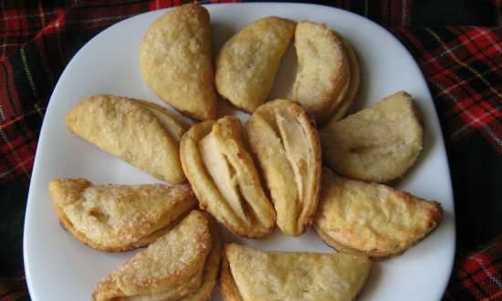 Cottage cheese cookies with apples