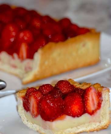 Strawberry tart (by J. Child's recipe)
