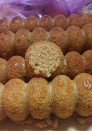Eren Schwarzbard's Honey Cupcakes