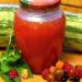 Aromatic berry and zucchini jam