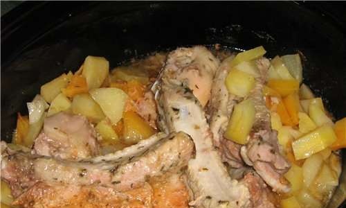 Pork ribs with sauerkraut and potatoes