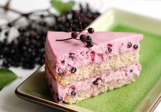 Black elderberry cake