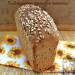 Pan de masa madre de trigo y centeno con semillas