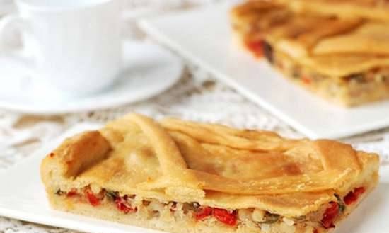 Galician cod and raisin pie