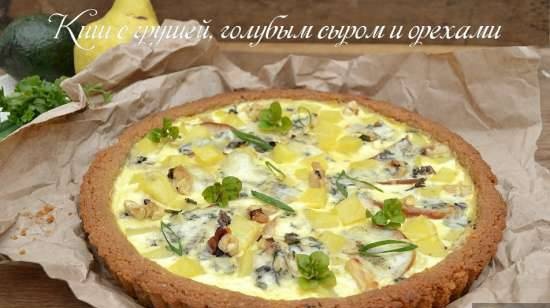Quiche with pear, blue cheese and nuts