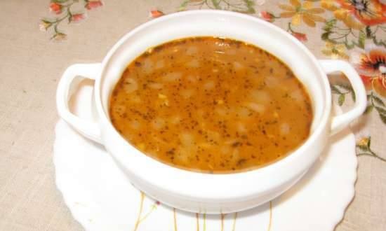 Turkish soup "Ezogelin" (multicooker Redmond RMC-02)