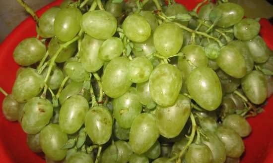 Pickled grapes