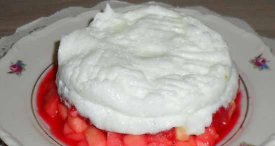 Dessert leggero a base di frutta, bacche e proteine ​​(nel microonde)