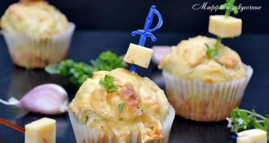 Snack muffins with cheese and garlic
