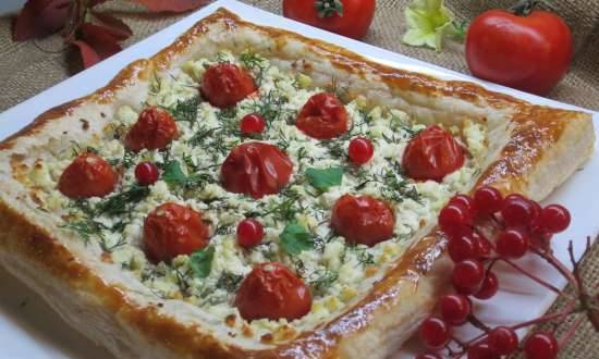 Snack tart with tomatoes